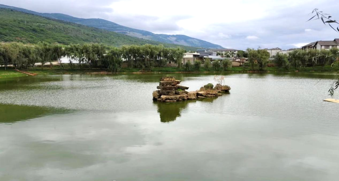 马街哨映碧湖.png 马街哨映碧湖.png